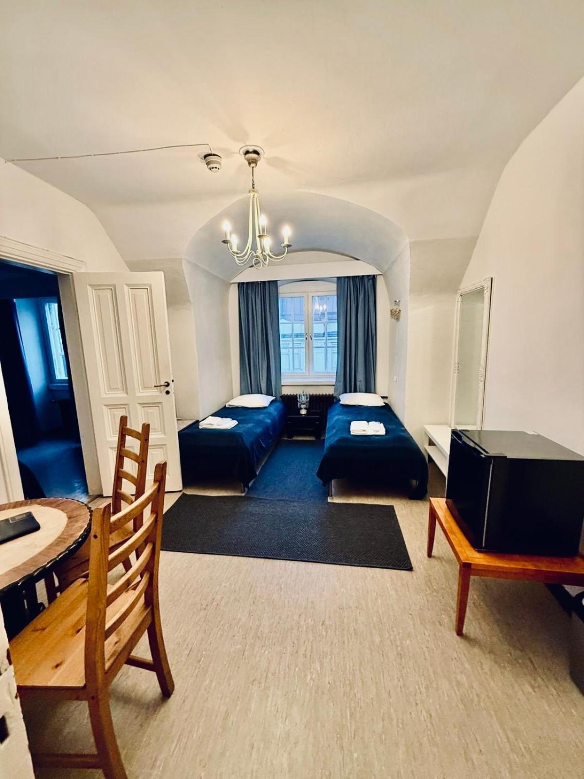 Senate Hotel