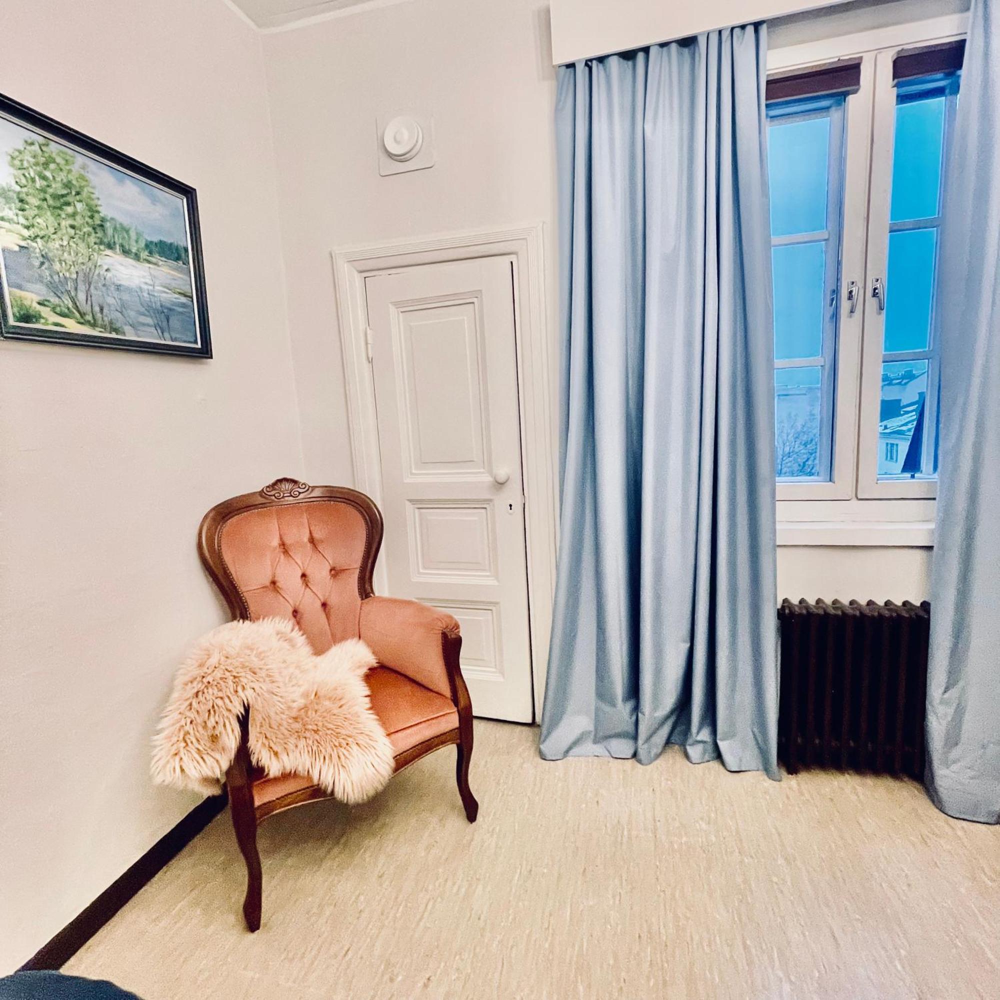 Hotell Senate 2*